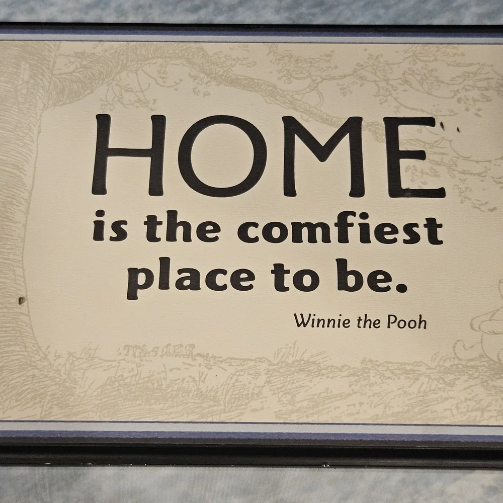 Hallmark Disney Winnie the Pooh Sign 